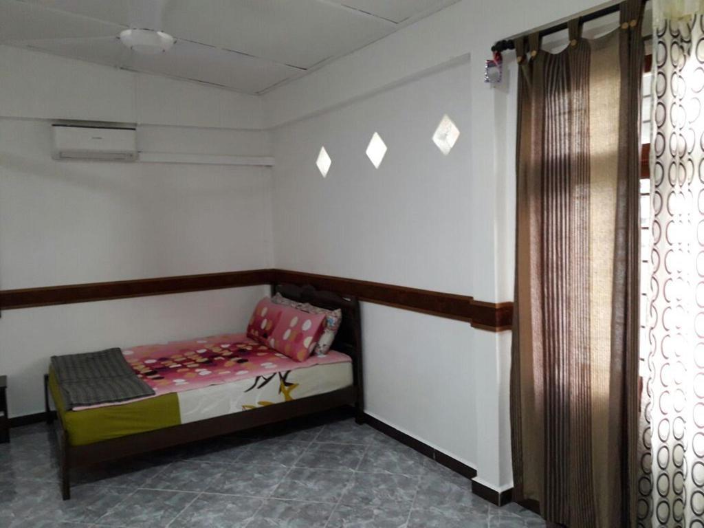 Nur Muslim Homestay At Kota Bharu Eksteriør billede